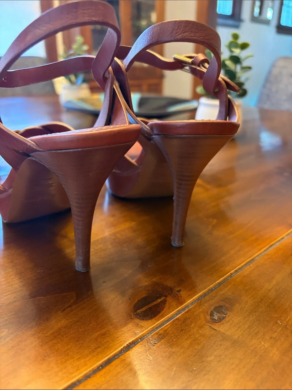 Saint Laurent Brown Leather Knot-Front High Heel Sandals - Picture 2 of 7